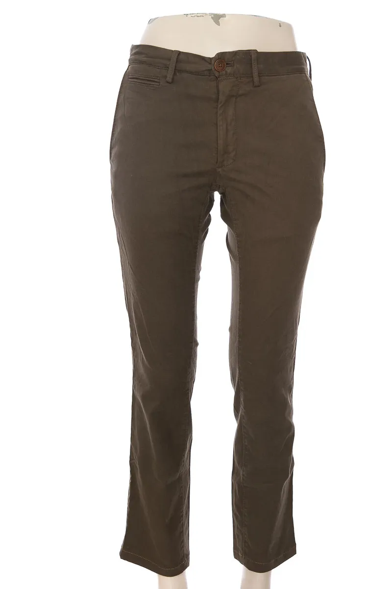 PANTALóN COLOR VERDE  MNG