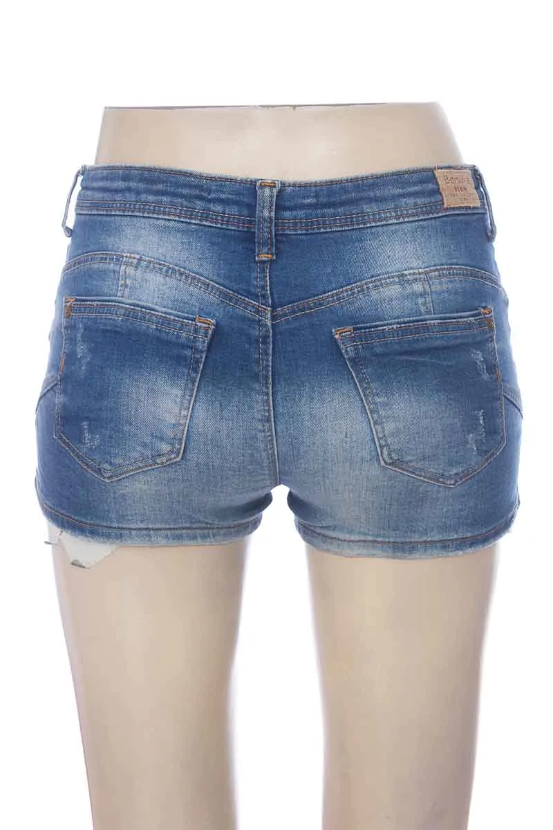 SHORT COLOR AZUL  BERSHKA