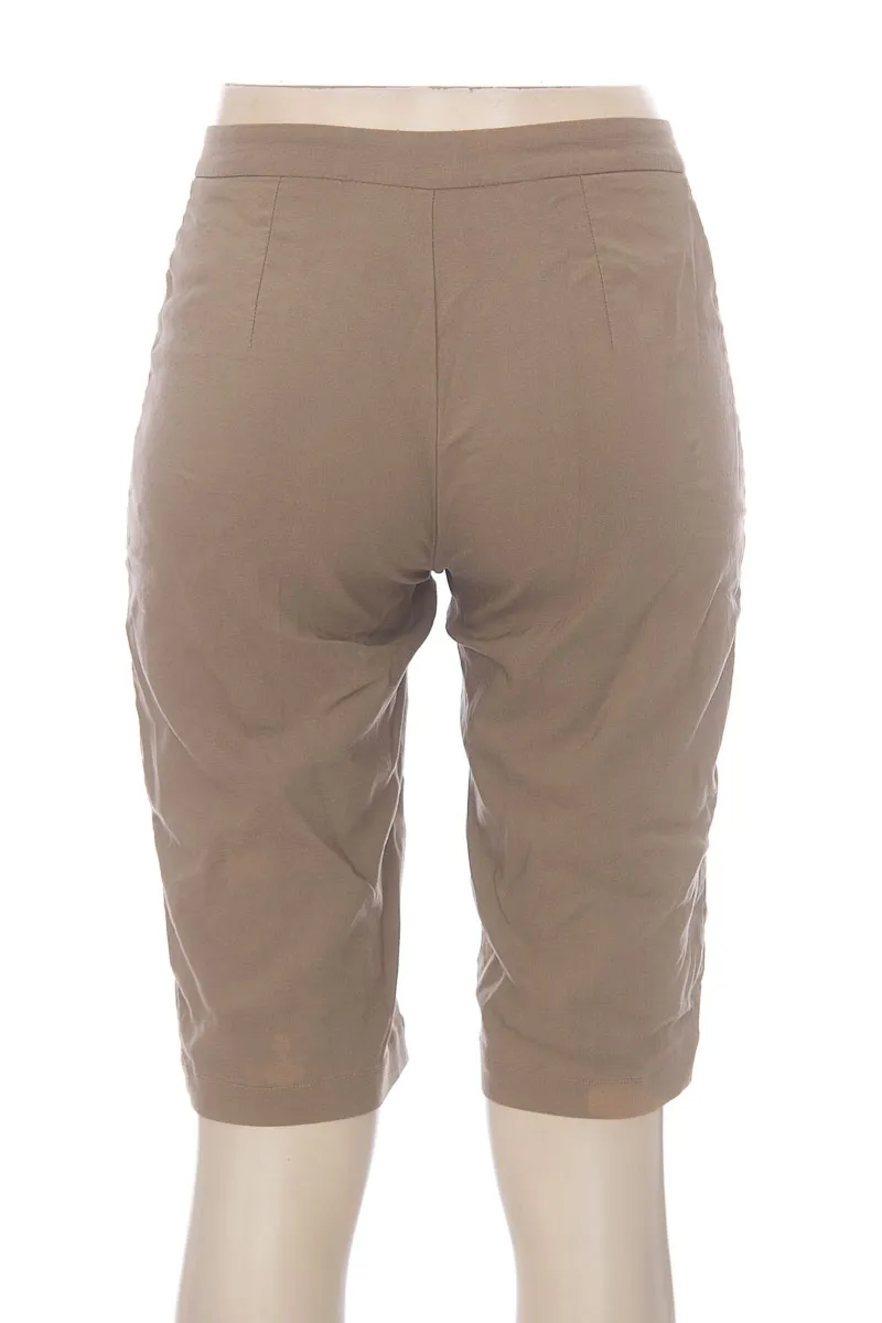 SHORT COLOR VERDE  ARKITECT