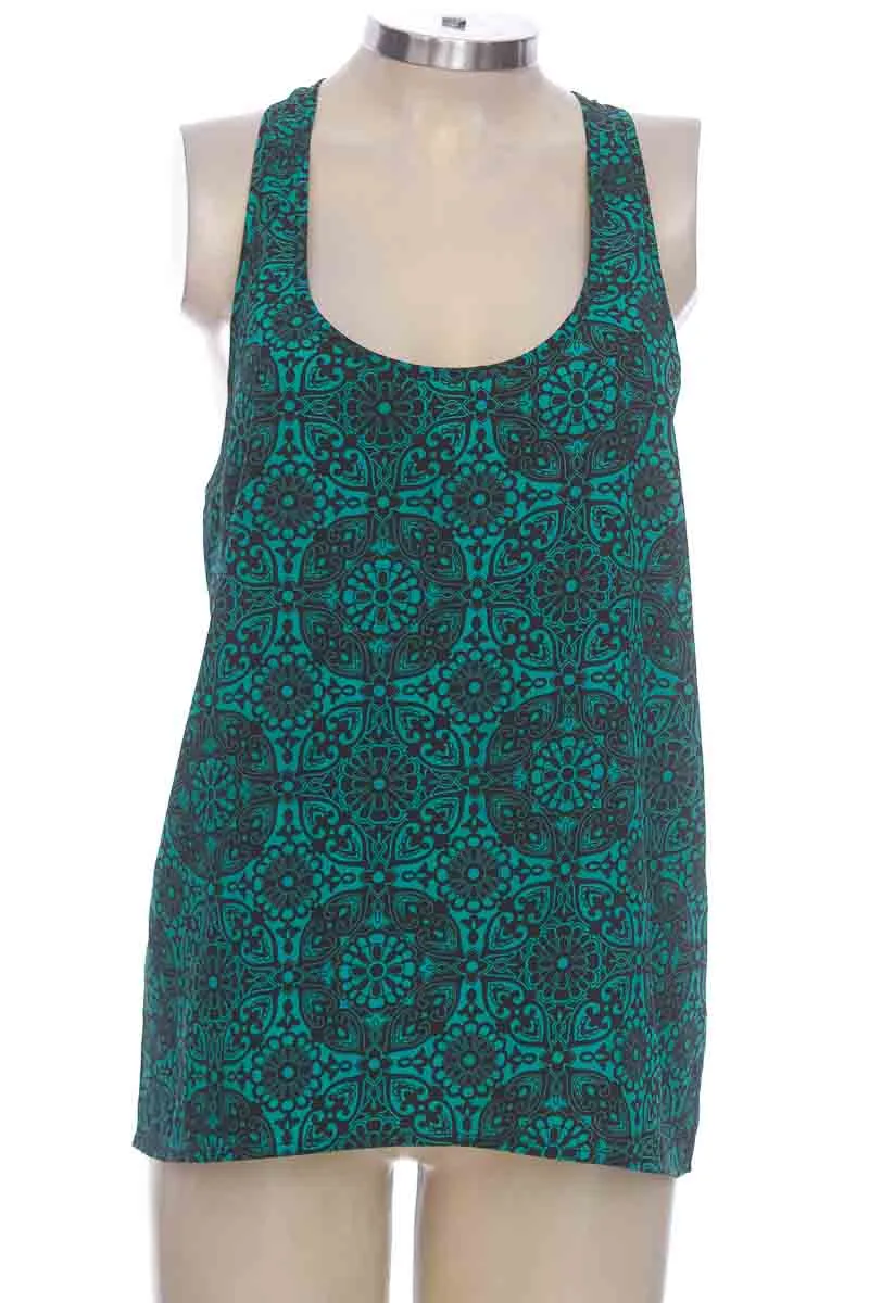 TOP / CAMISETA COLOR VERDE  PAPAYA