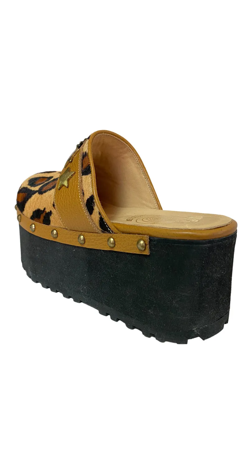VANESSA GIL Suecos Animal Print