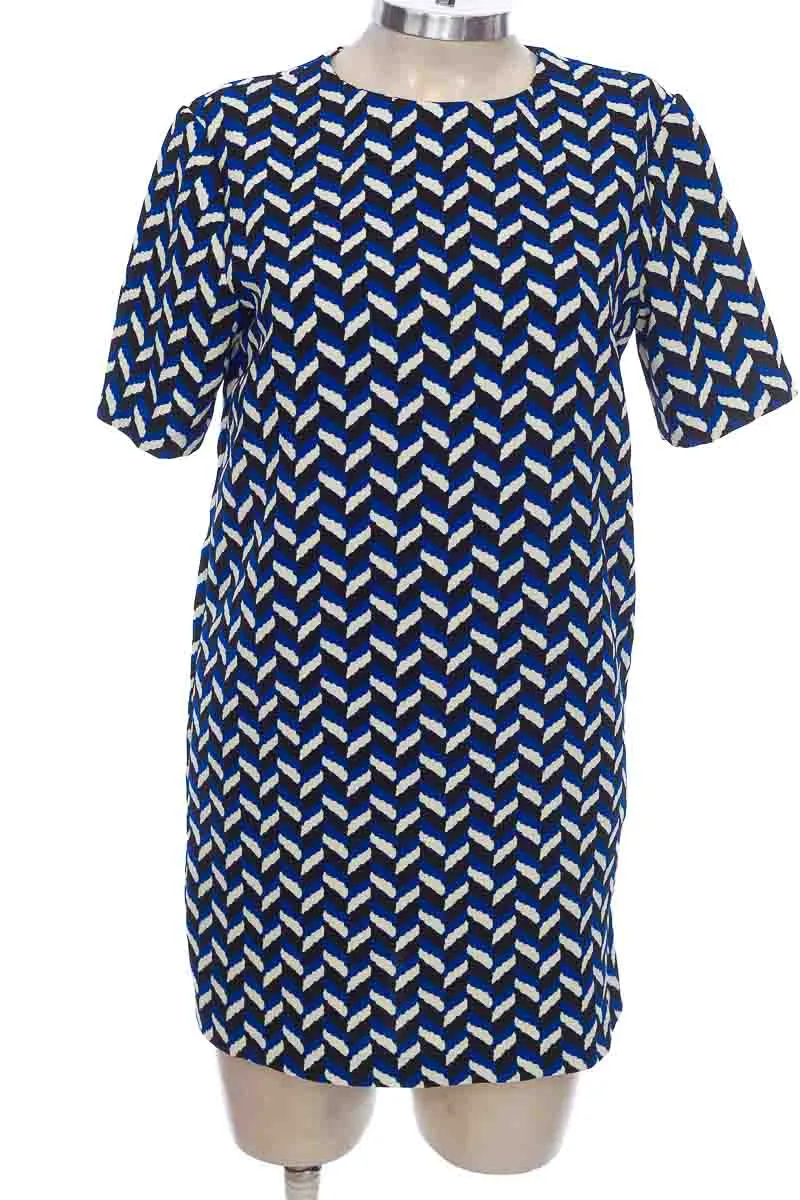 VESTIDO / ENTERIZO COLOR AZUL  ZARA