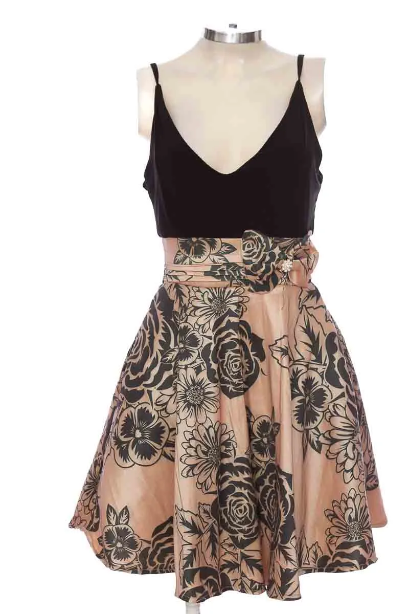 VESTIDO / ENTERIZO COLOR BEIGE  KAZABE