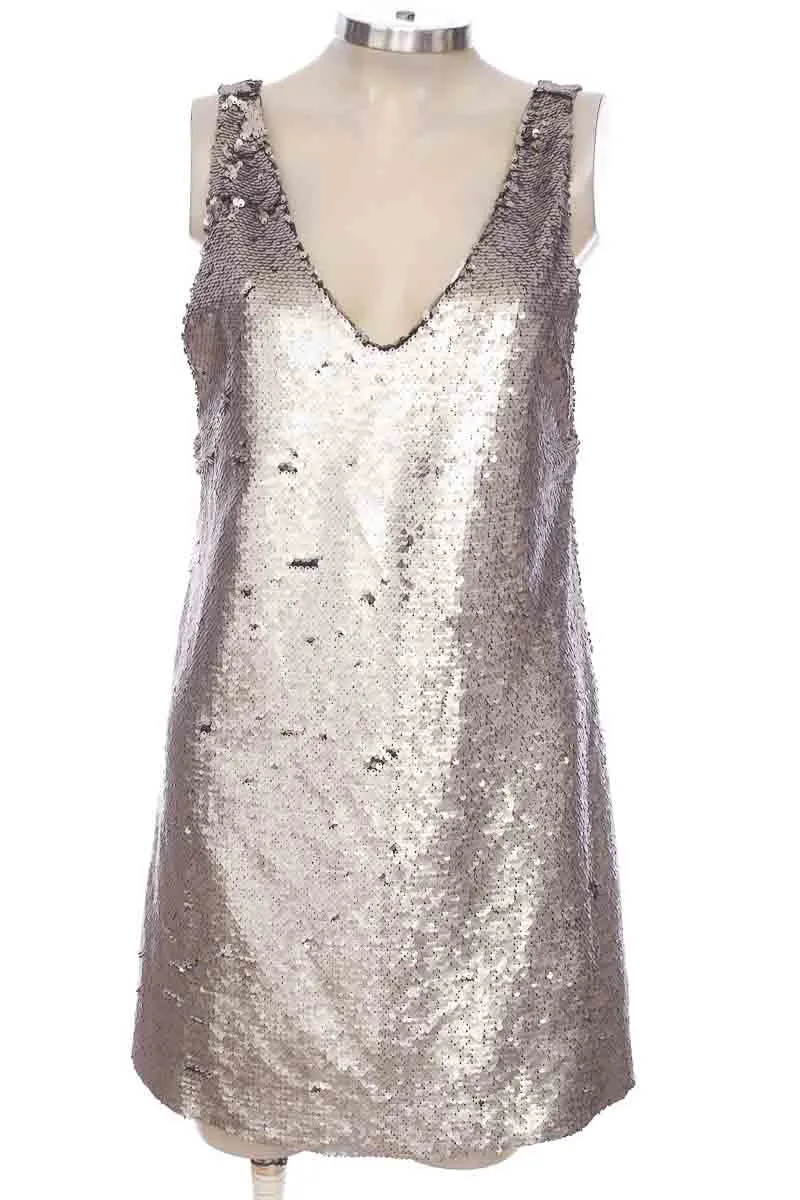VESTIDO / ENTERIZO COLOR PLATEADO  MNG