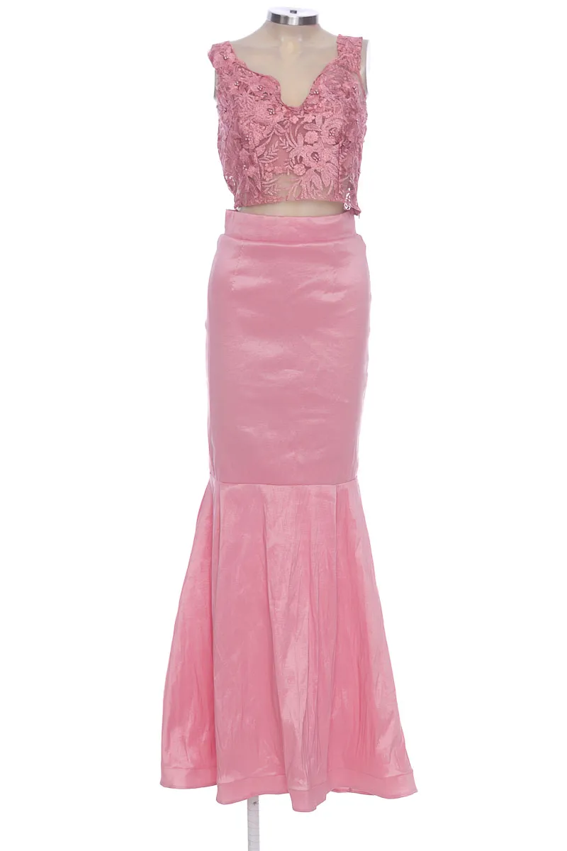 VESTIDO / ENTERIZO COLOR ROSADO  CLOSEANDO