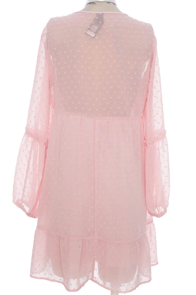 VESTIDO / ENTERIZO COLOR ROSADO  SHEIN