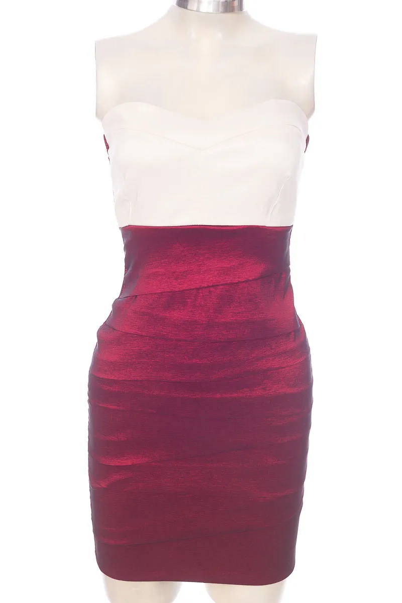 VESTIDO / ENTERIZO COLOR VINOTINTO  CLOSEANDO
