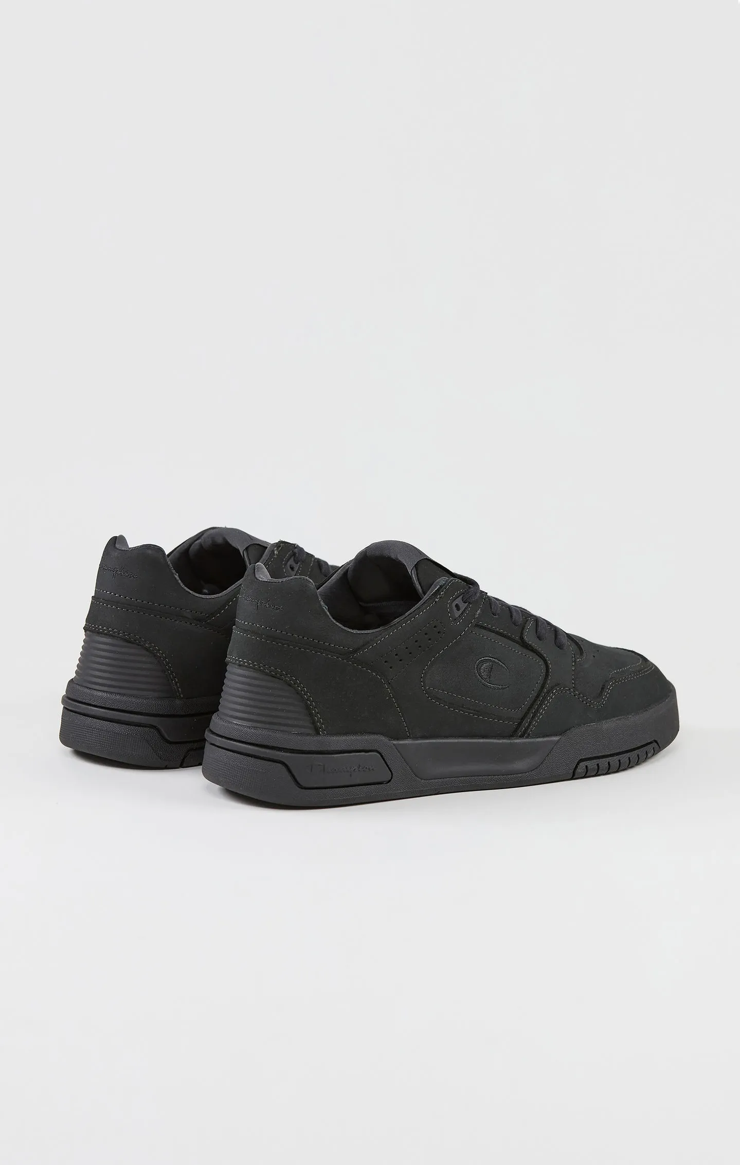 Zapatillas de caña baja en nobuck ZN80
