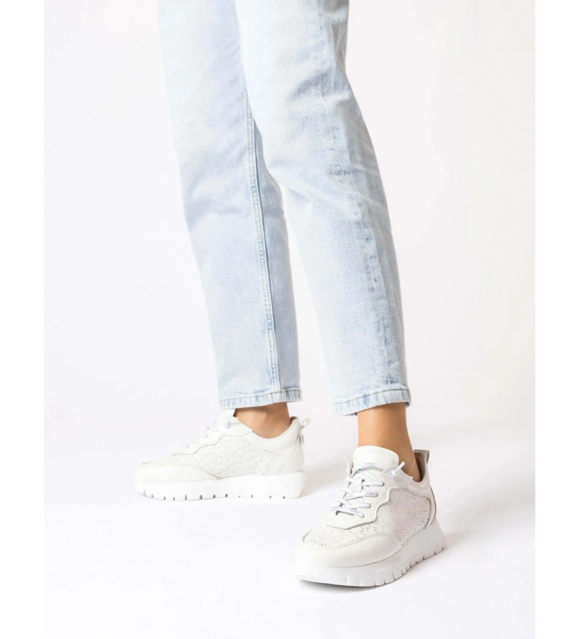 Zapatillas de piel Cario blanco