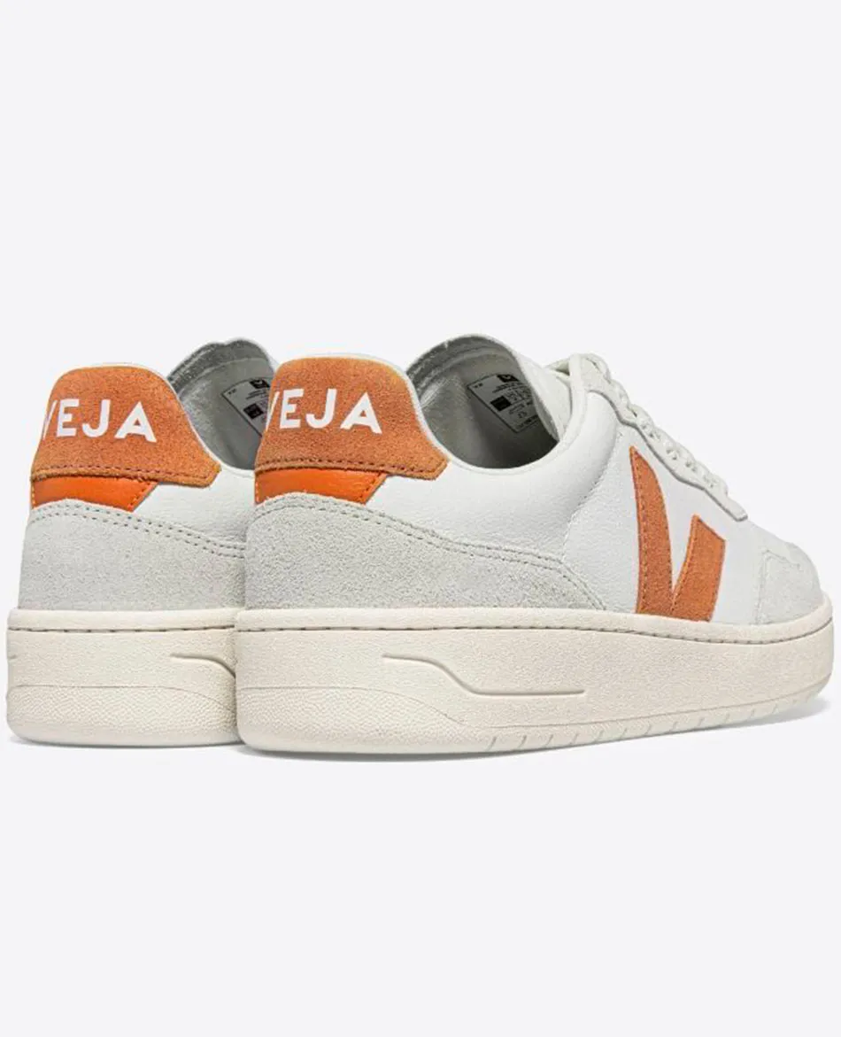 ZAPATILLAS VEJA V90 O.T. LEATHER